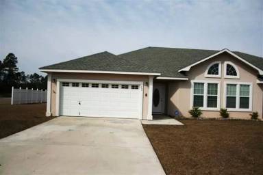 Main picture of 203 Royal Palms Ave