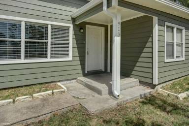 Main picture of 913 Fairview Ave