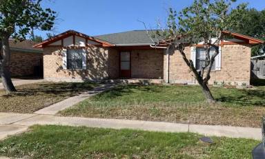 Main picture of 740 Orleans Dr