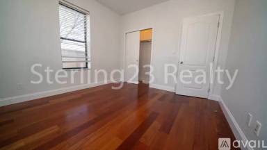 Main picture of 23 04 Cres St