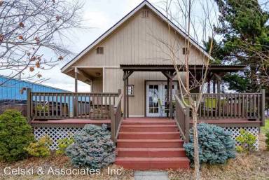Main picture of 915 S 10th Ave