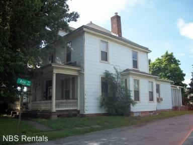 Main picture of 2000 Grace St