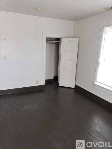 Main picture of 534 S Miami Ave