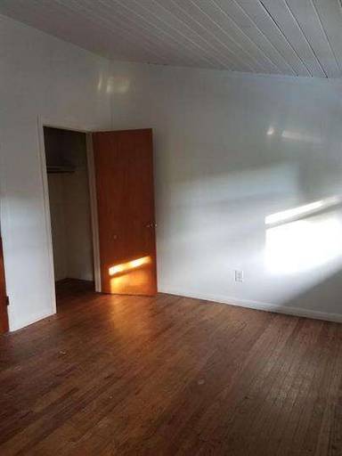 Main picture of 242-248 E Prospect St