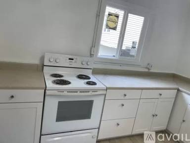 Main picture of 4547 19th Ave NE