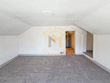 Main picture of 354 Nicolet Blvd