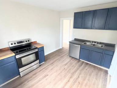 Main picture of 112 Morgan St