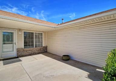 Main picture of 850 Henry Cir