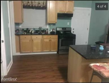Main picture of 7310 S Dante Ave