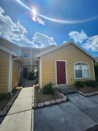 Main picture of 1028 Washington Palm Loop