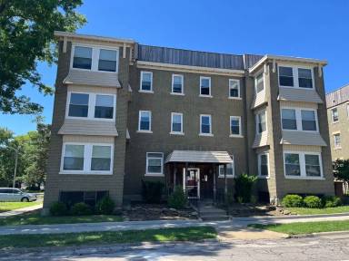 Main picture of 403 SW Huntoon St