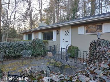 Main picture of 1824 Cashiers Valley Rd