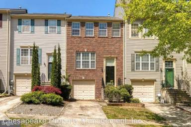 Main picture of 205 Persimmon Cir