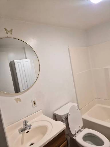 Main picture of 2304 Howden St