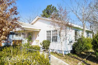 Main picture of 412 Irving St