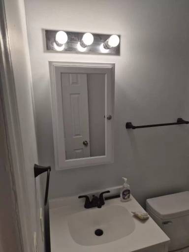 Main picture of 229 W Glendale Ave