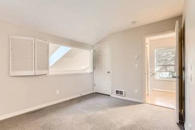 Main picture of 9603 NW Miller Hill Dr