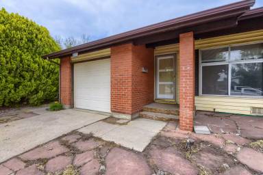 Main picture of 3006 Hudson St