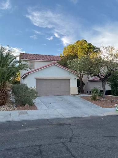 Main picture of 8708 Majestic Pine Ave