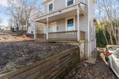 Main picture of 2857 Triangle Pl