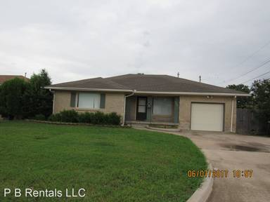 Main picture of 2222 NW Cheyenne Ave