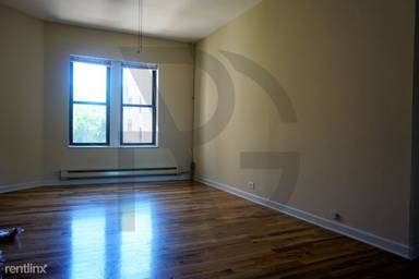 Main picture of 3720 1/2 N Pine Grove Ave