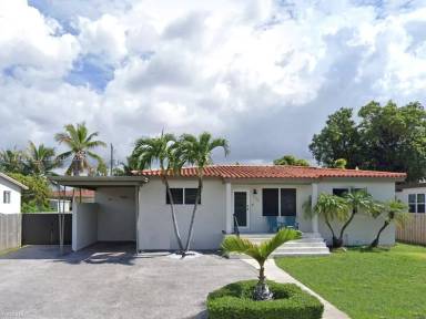 Main picture of 7915 SW 23rd St