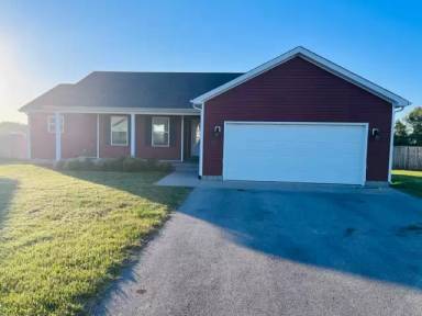 Main picture of 327 Deluth Dr