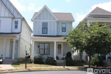 Main picture of 796 Cottage Park Dr