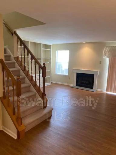 Main picture of 303 Stonebridge Blvd