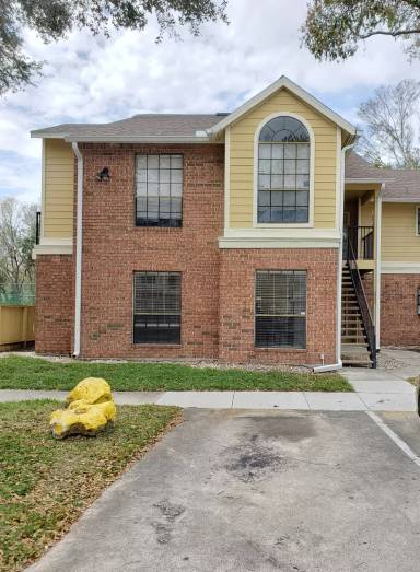 Main picture of 8728 Mallard Reserve Dr