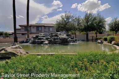 Main picture of The Bridges at Ocotillo