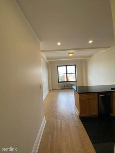 Main picture of 166 2nd Ave Apartments