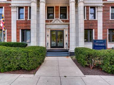 Main picture of The Charles