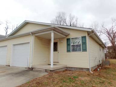 Main picture of 5505 N Clinton St