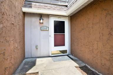 Main picture of 8140 Lillian Hwy