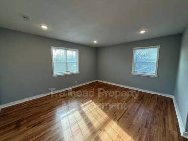 Main picture of Gregory Garden Apartments