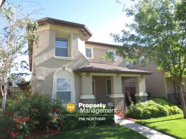 Main picture of 3215 Puffin Cir