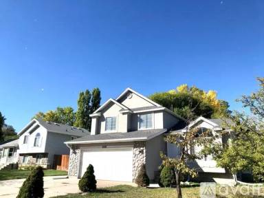 Main picture of 608 S Jake Garn Blvd