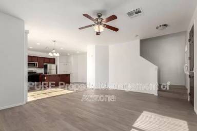 Main picture of 4044 E Oakland St