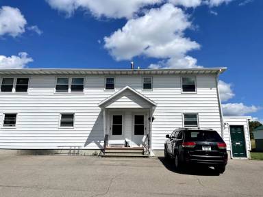 Main picture of 1174 Starr Rd