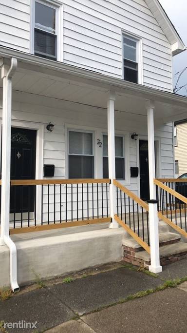 Main picture of 22 Railroad Ave