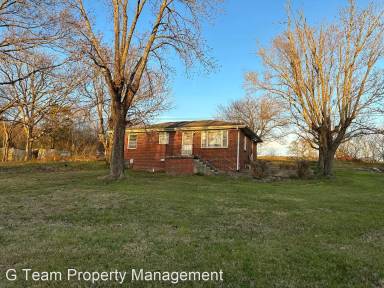 Main picture of 585 Linwood Rd