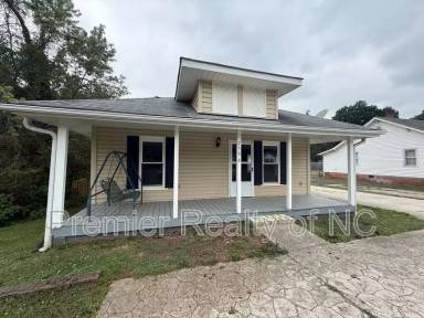 Main picture of 7596 Broad St