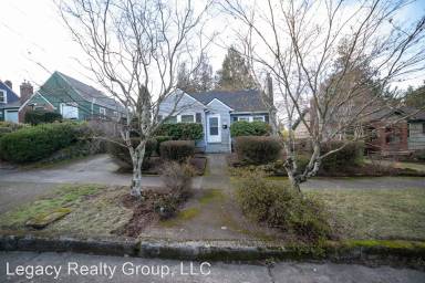 Main picture of 5825 NE 26th Ave