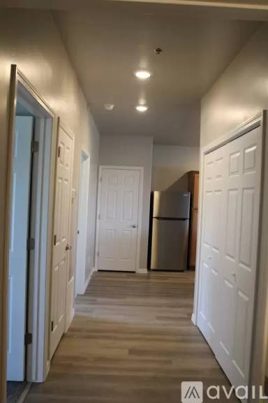 Main picture of 665 Heyburn Ave