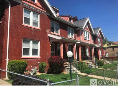Main picture of 8015 Brush St