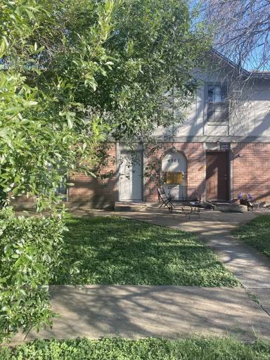 Main picture of 4501 Hunt Circle - C