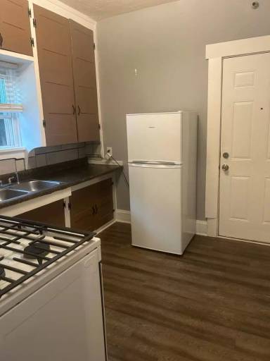 Main picture of 797 Boulevard St