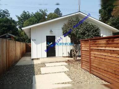 Main picture of 1636 49th St